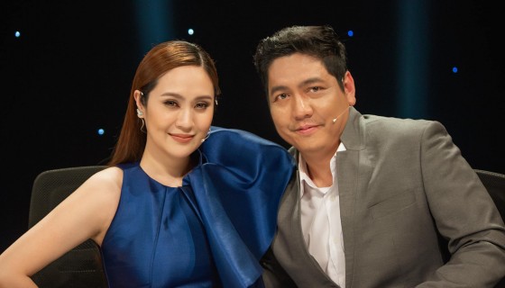 Để xuất hiện thật xinh đẹp, lung linh trước công chúng Thanh Thúy đã chọn giải pháp tạm thời như: trang điểm và thay đổi kiểu tóc 