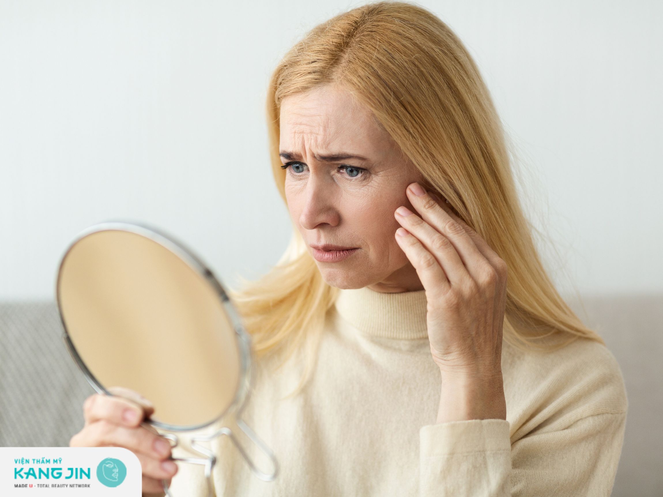 Xóa nếp nhăn trên trán 