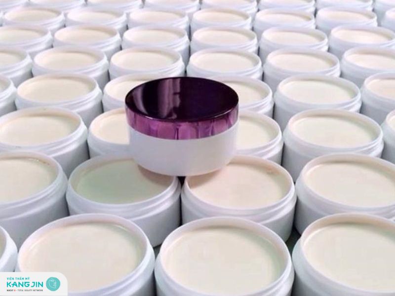 da mặt bị nhờn