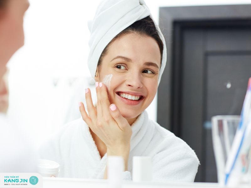 da mặt bị nhờn