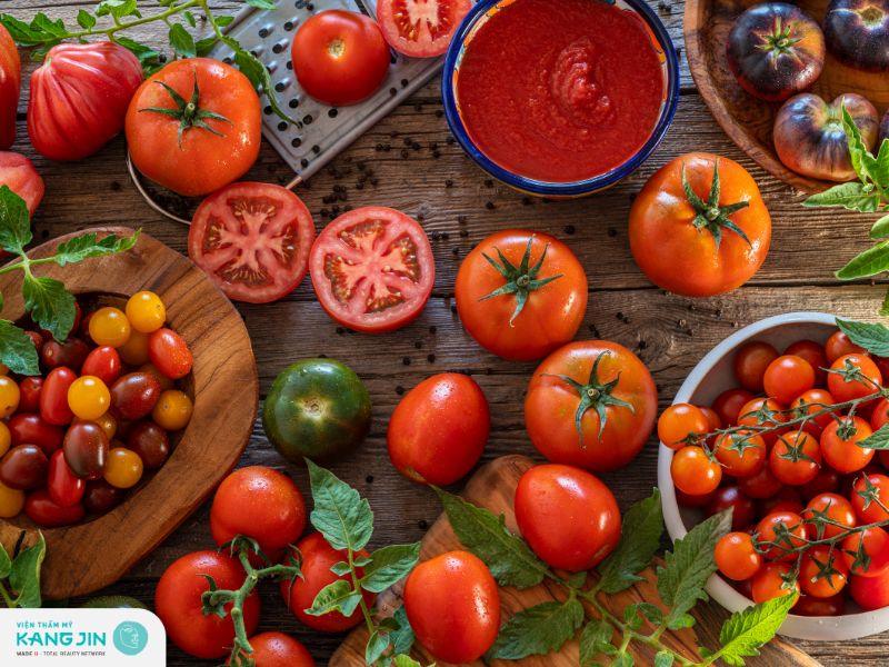 Mặt nạ cà chua giàu vitamin và dưỡng chất cơ lợi cho da