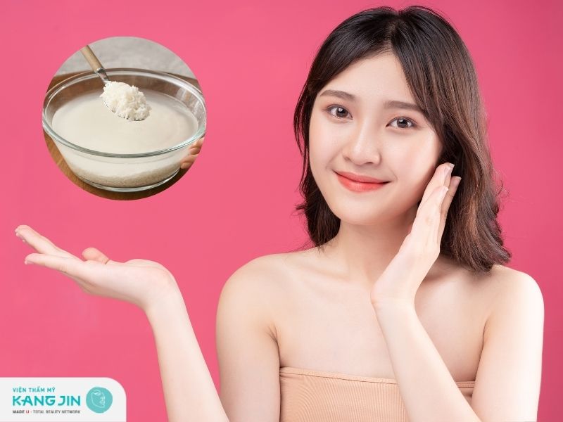 làm trắng da mặt bằng nước cơm