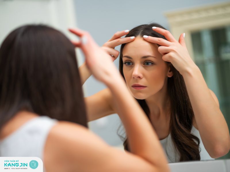 Hướng dẫn các cách massage trán giảm nếp nhăn hiệu quả