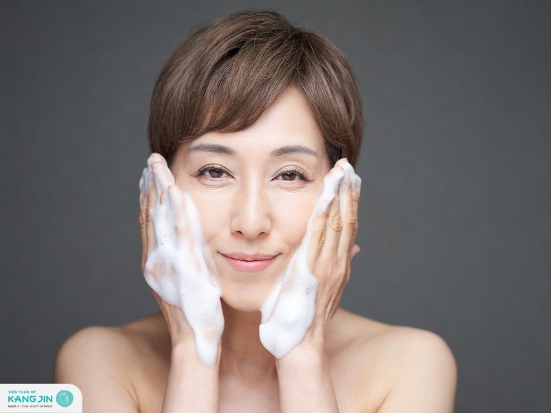 chăm sóc da mặt tuổi 40