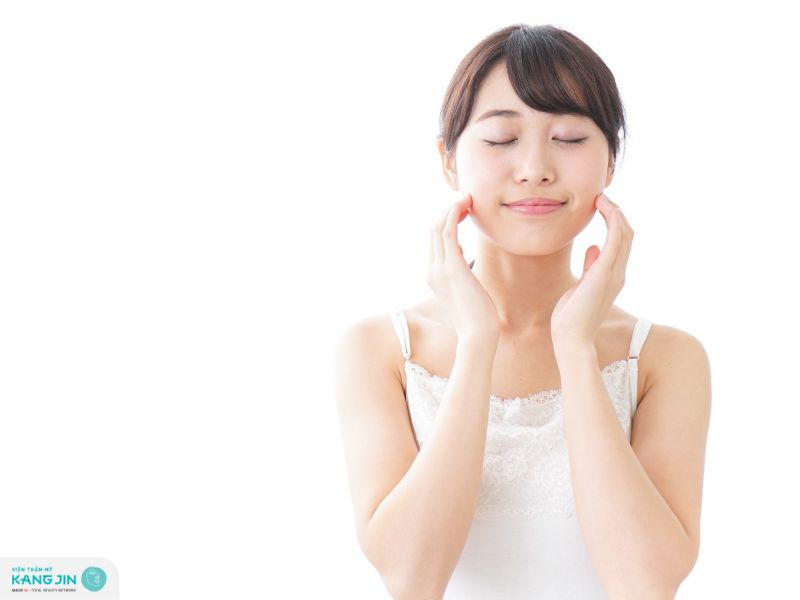 chăm sóc da mụn tuổi dậy thì