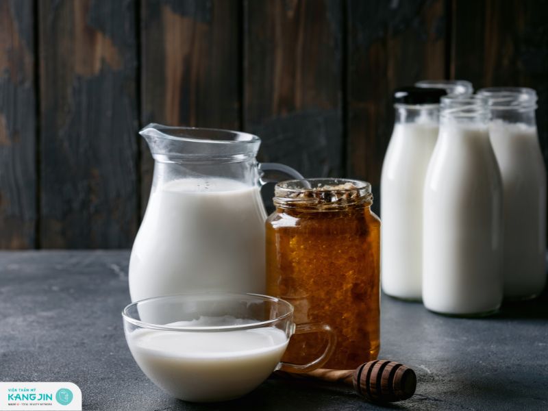 làm đẹp với mật ong và sữa tươi