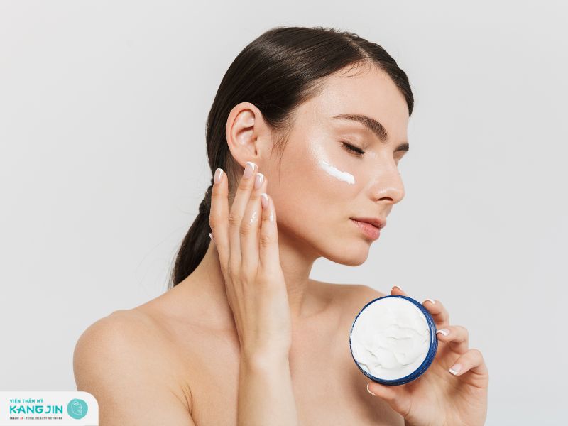chăm sóc da sau lăn kim 