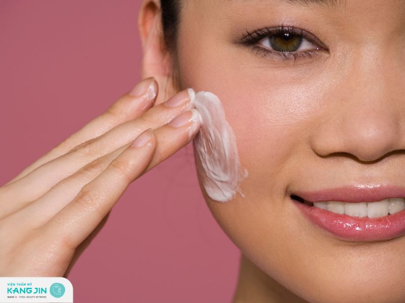 cung cấp độ ẩm cho da mặt