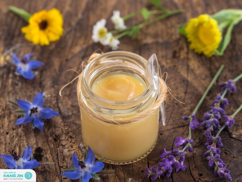 cách đắp mặt nạ sữa ong chúa