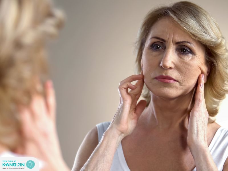 Da lão hóa cũng là nguyên nhân da mặt bị sạm đen