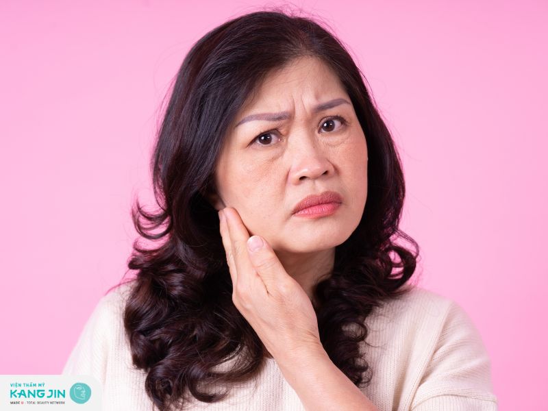 Các cách cải thiện mặt bị chảy xệ một bên an toàn và hiệu quả