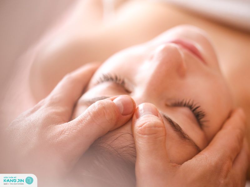 mát xa vùng mắt