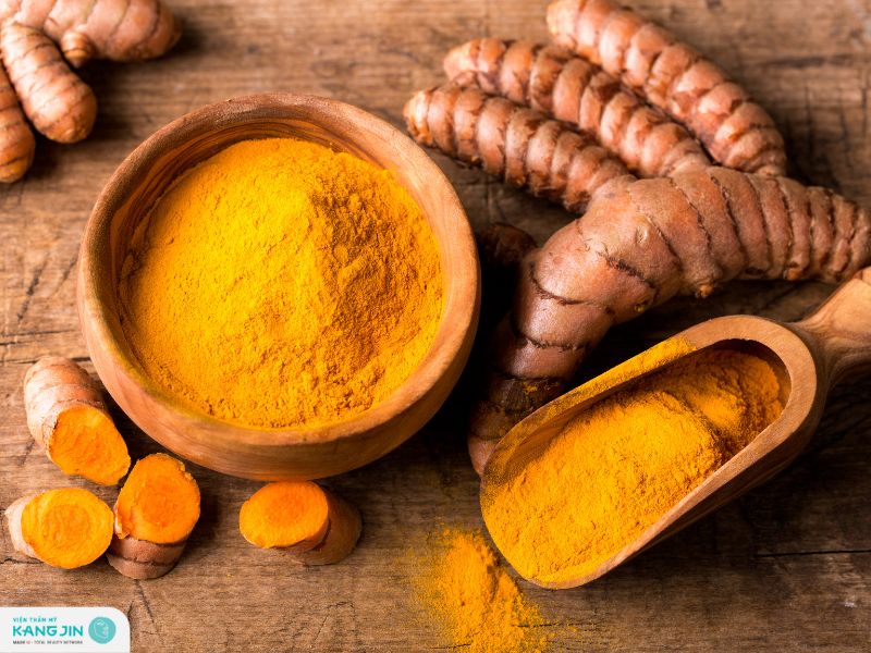 nghệ có trị thâm mắt không