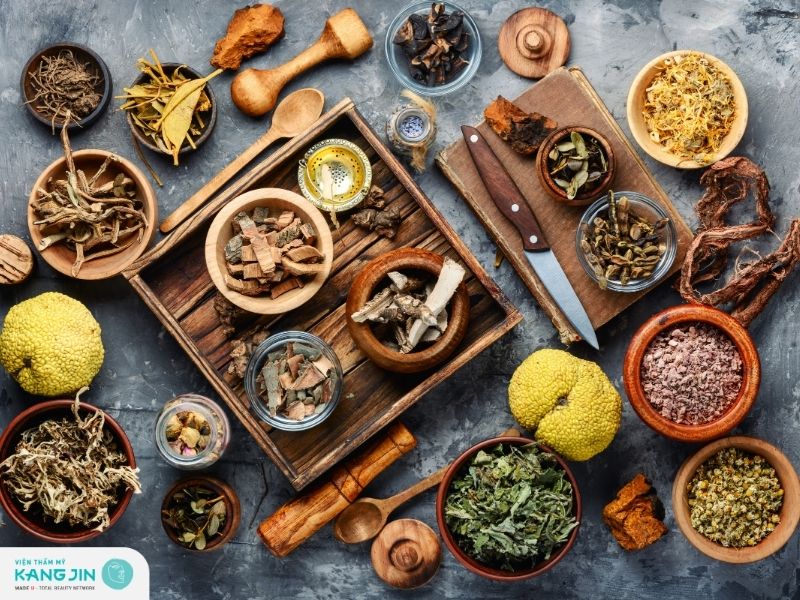 Góc giải đáp: Thảo dược tái tạo da có tốt không?