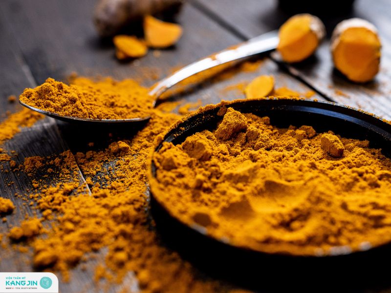 cách trị nám bằng tinh bột nghệ