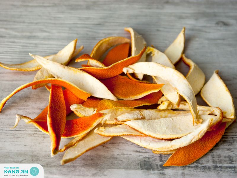 Mặt nạ vỏ cam thải độc phù hợp cho da dầu