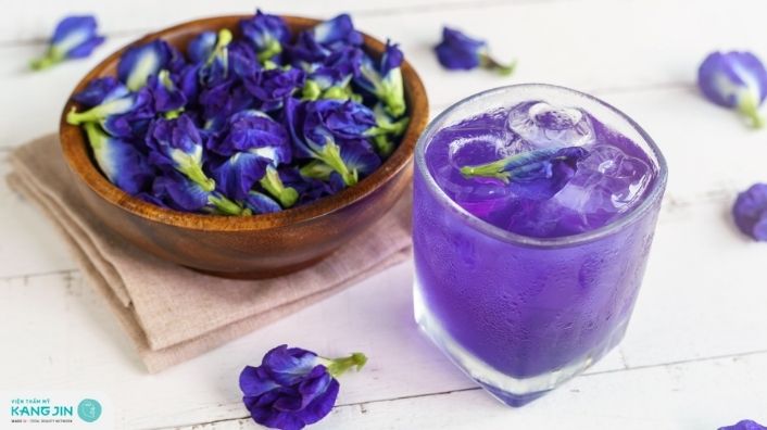 Cách trị mụn bằng hoa đậu biếc dưỡng da khỏe từ bên trong