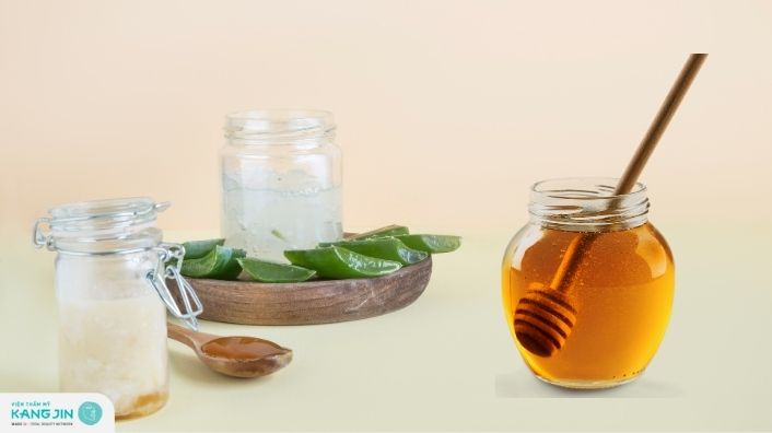 Cách trị mụn bằng nha đam và mật ong vô cùng đơn giản