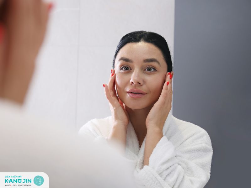 Hướng dẫn cách chăm sóc da dầu mùa hè khỏe đẹp, ngừa mụn 