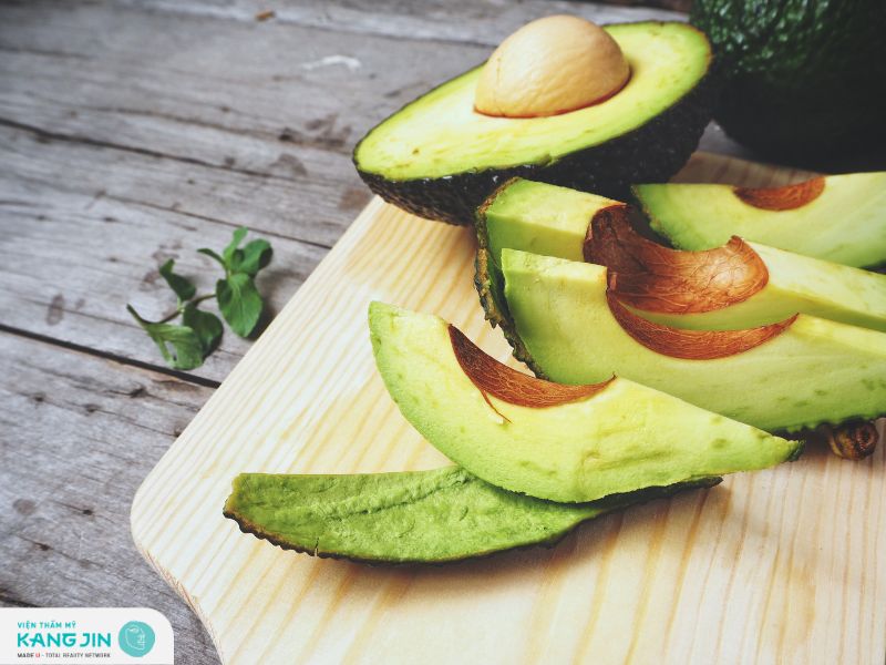 Mặt nạ bơ dưỡng sáng da tự nhiên