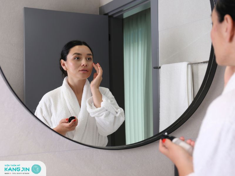 Nắm rõ 3 bước dưỡng da mùa hè vào buổi sáng giúp da rạng rỡ cả ngày