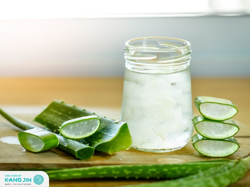 Mặt nạ nha đam dưỡng trắng an toàn cho da nhạy cảm