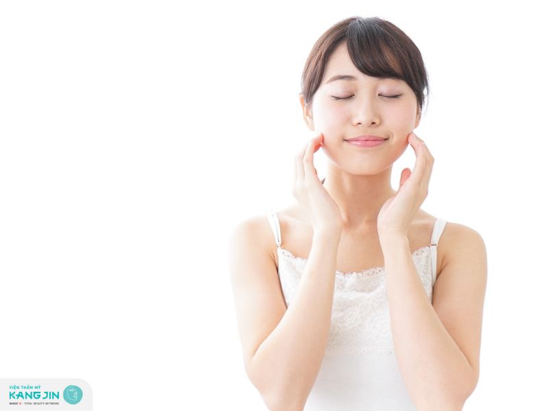 kem dưỡng ẩm mùa hè cho da hỗn hợp