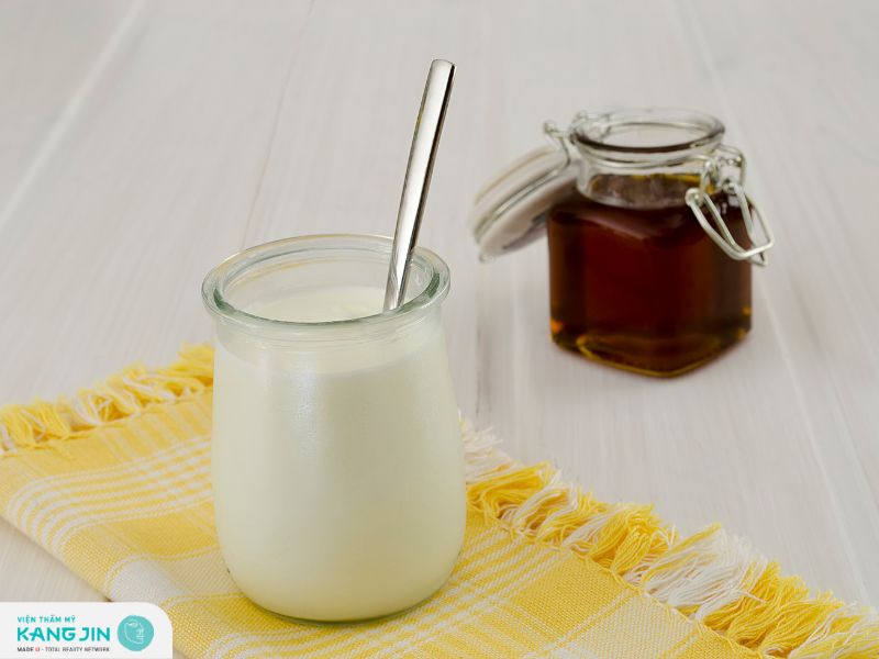 Phương pháp làm kem dưỡng từ sữa chua và mật ong