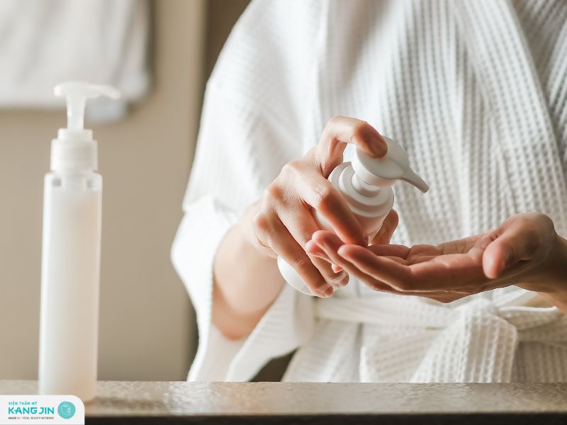 skincare cho da dầu mụn mùa hè