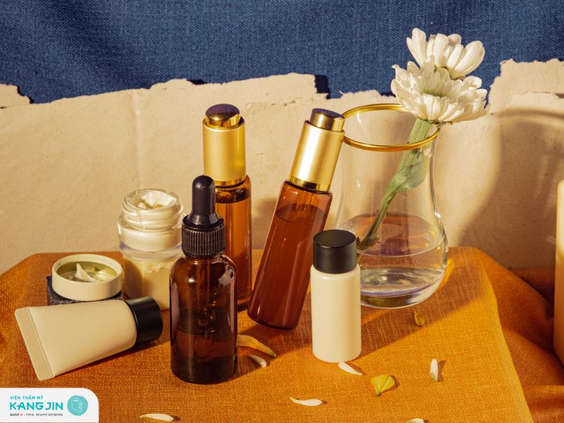 thành phần dưỡng trắng da mặt không nên dùng chung