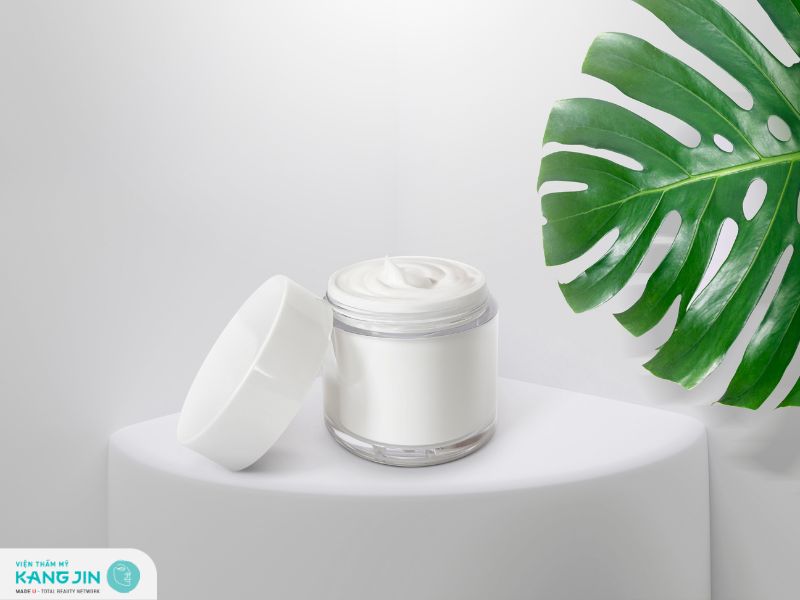 Da dầu nên dùng kem dưỡng trắng nào? Kem dưỡng trắng dành cho da dầu