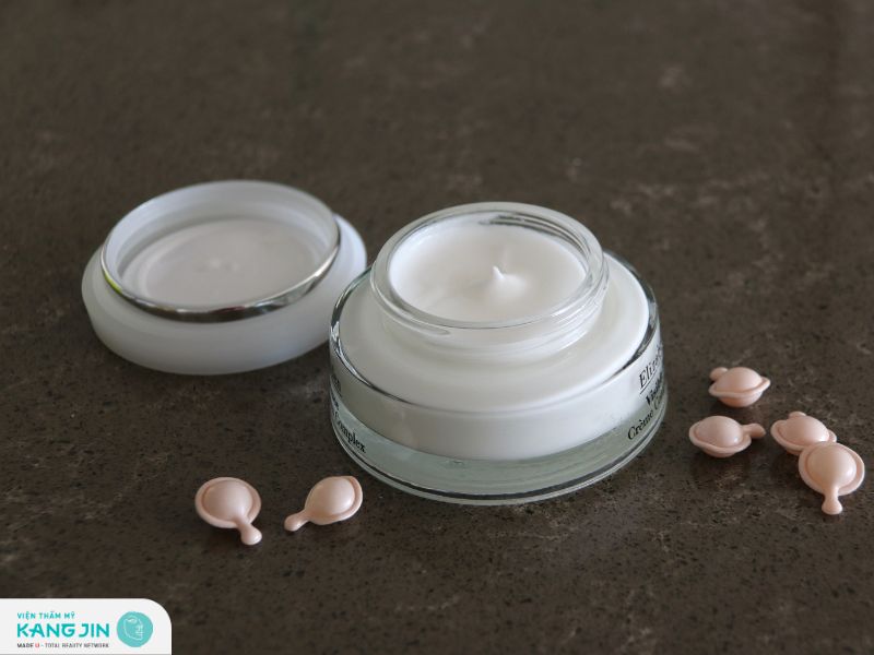 Hydroquinone là hoạt chất vàng trong kem dưỡng mờ thâm nám và tăng sắc tố da