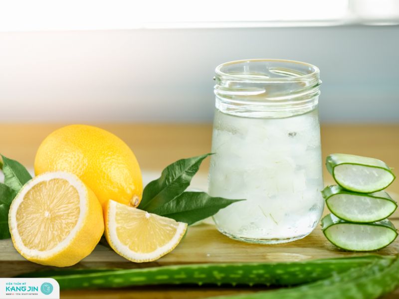 trị thâm mụn bằng chanh