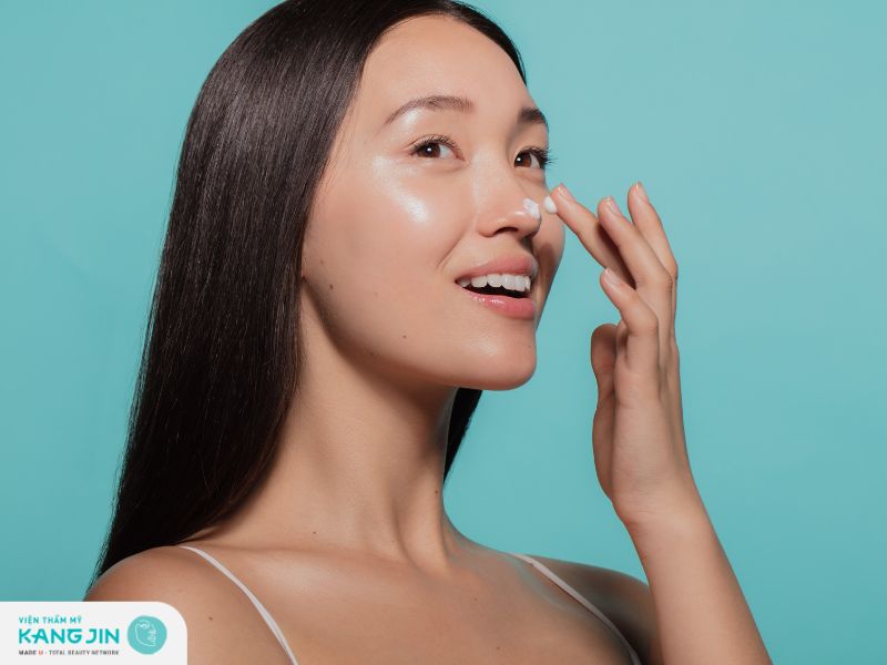 Kem dưỡng ẩm cho da dầu 