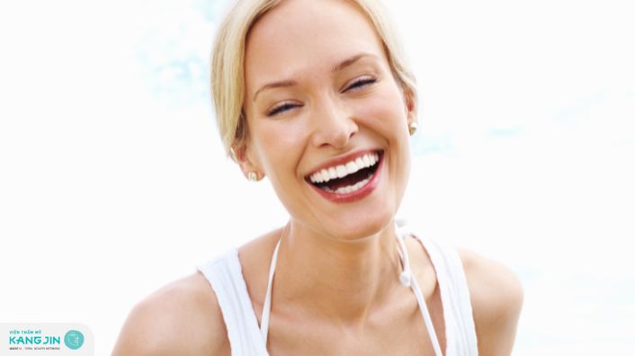 Bài tập xóa rãnh cười nếp nhăn chảy xệ trên mặt hiệu quả nhanh