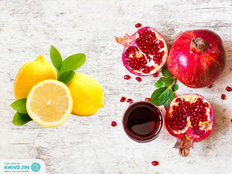 Kết hợp chanh và nước cốt lựu làm mặt nạ dưỡng trắng da hiệu quả tại nhà