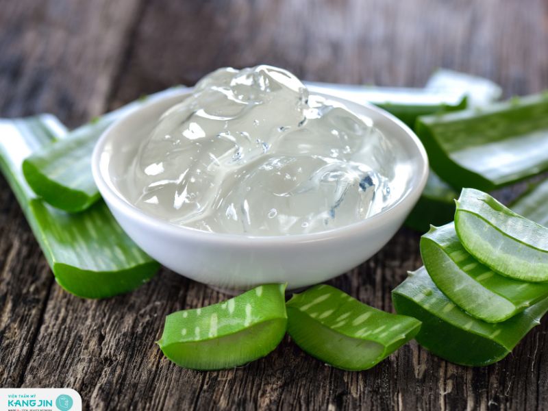 dưỡng da bằng nha đam