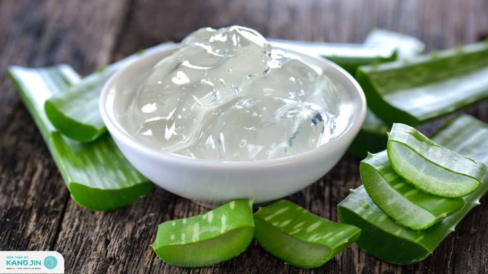 dưỡng da bằng nha đam