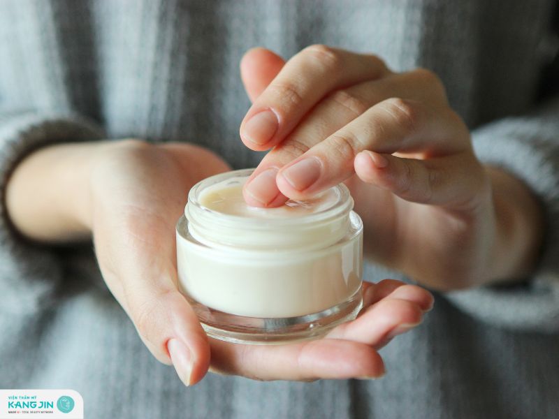 kem dưỡng da chống lão hóa
