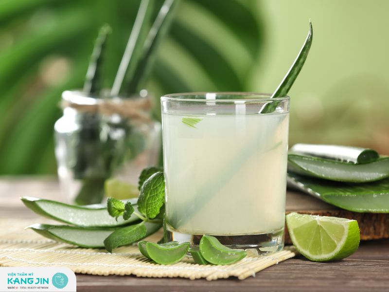 Kết hợp chanh và nha đam đông đá dưỡng da đẹp tại nhà 