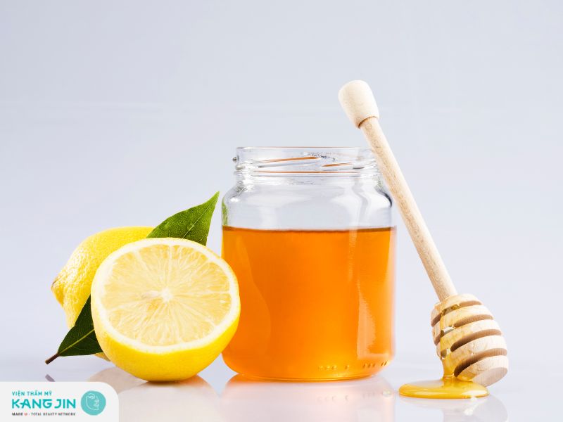 Mật ong và chanh là hỗn hợp trị thâm đầu gối hiệu quả