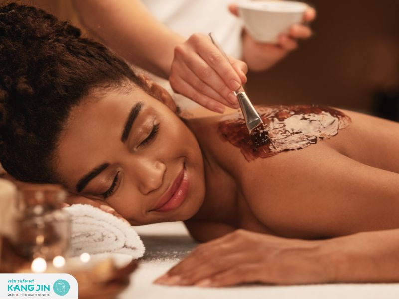 Nên bôi thử nghiệm lên một vùng da nhỏ trước khi sử dụng cho toàn thân