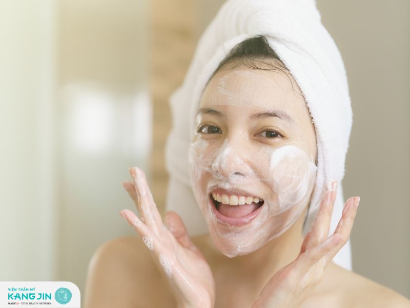 Làm sạch da đúng cách mỗi ngày giúp đẩy lùi lão hóa da
