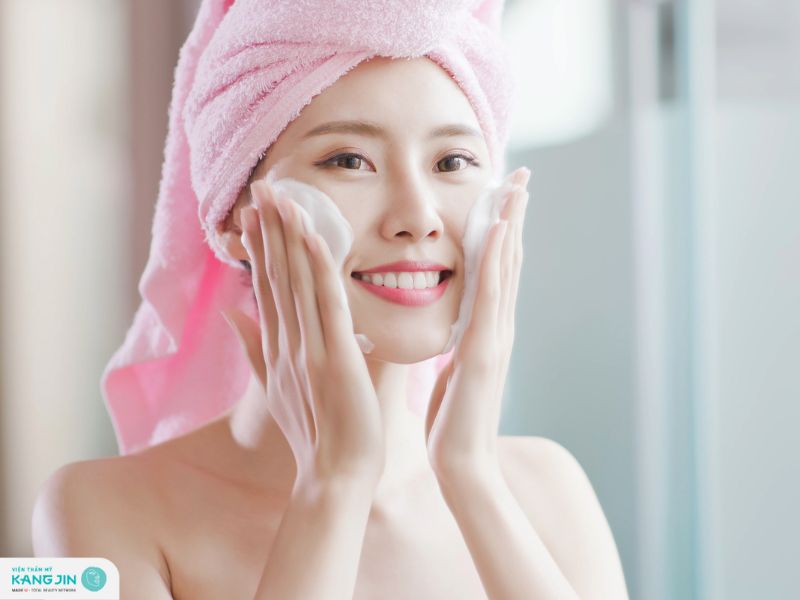 những lưu ý khi rửa mặt