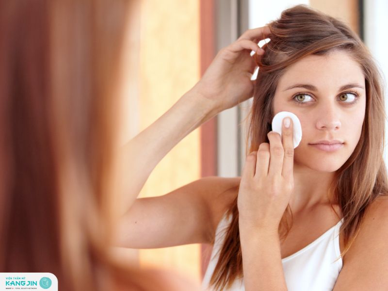 tẩy da chết hóa học