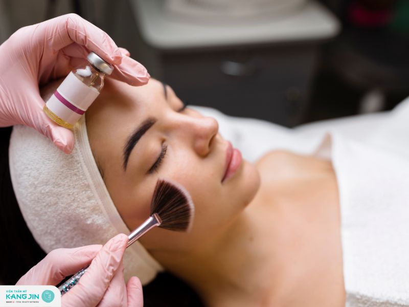 thay da sinh học bị ngứa phải làm sao