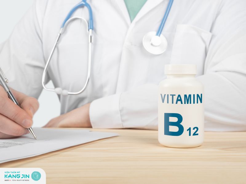 Phụ nữ 40 tuổi nên uống gì đẹp da? Nên uống Vitamin B12