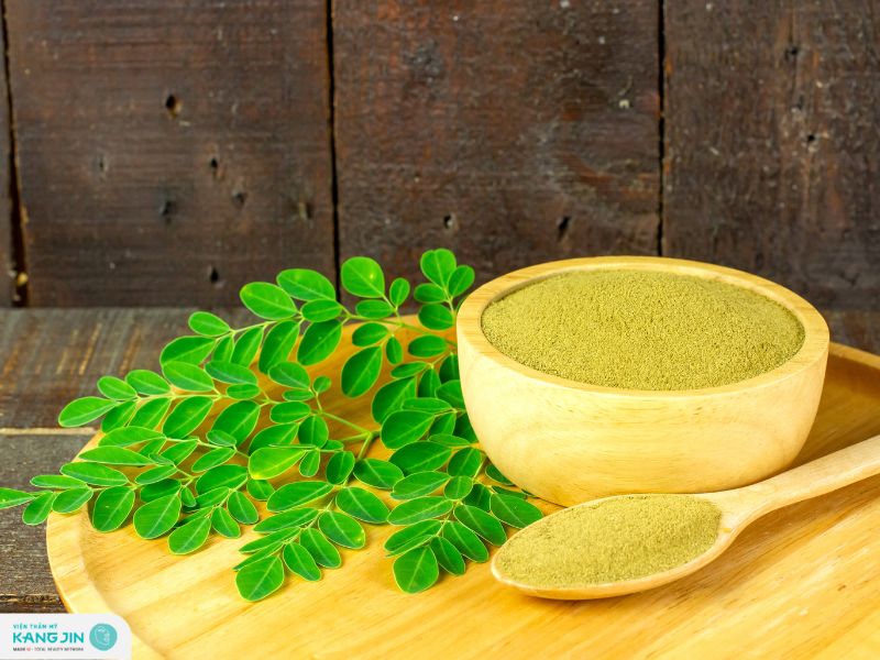 đắp mặt bằng lá chùm ngây