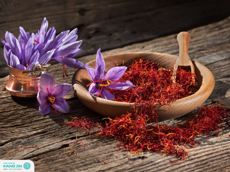 dưỡng trắng da mặt