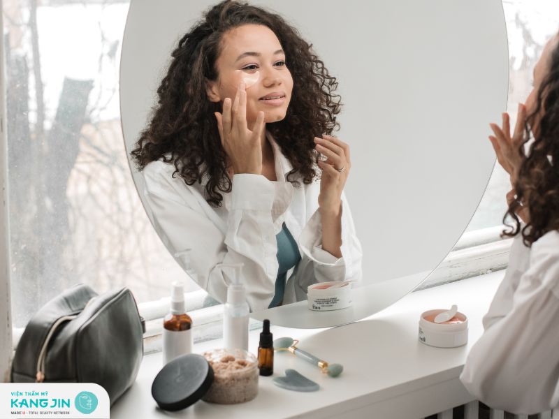 Skincare là gì? Quy trình chăm sóc da hàng ngày như thế nào?